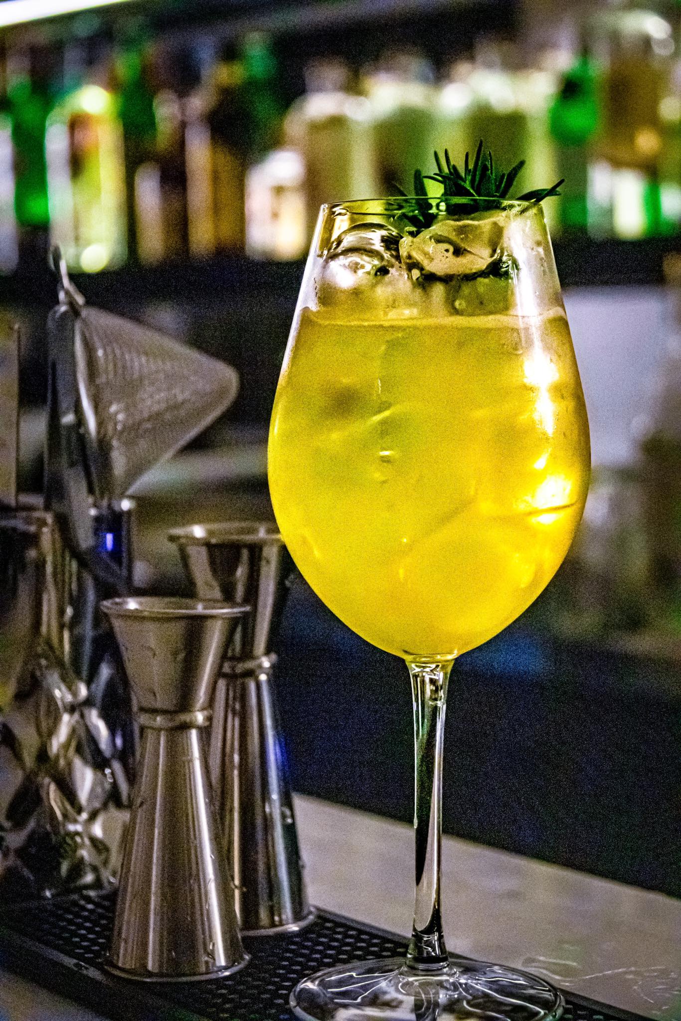 Cocktails at Inn Athens restaurant