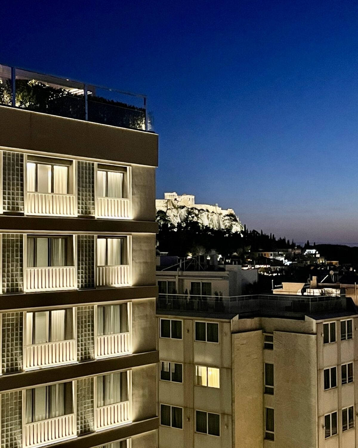 The Marblous Acropolis suite